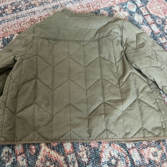Quilted jacket, tan/khaki, like new, XL - Picture 2 of 3